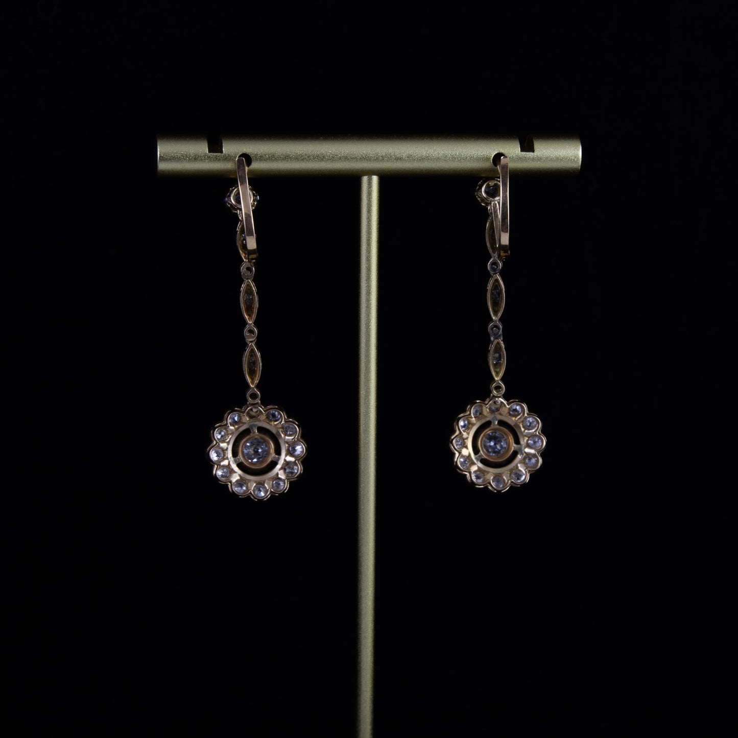 Pendientes oro amarillo, platino y diamantes.