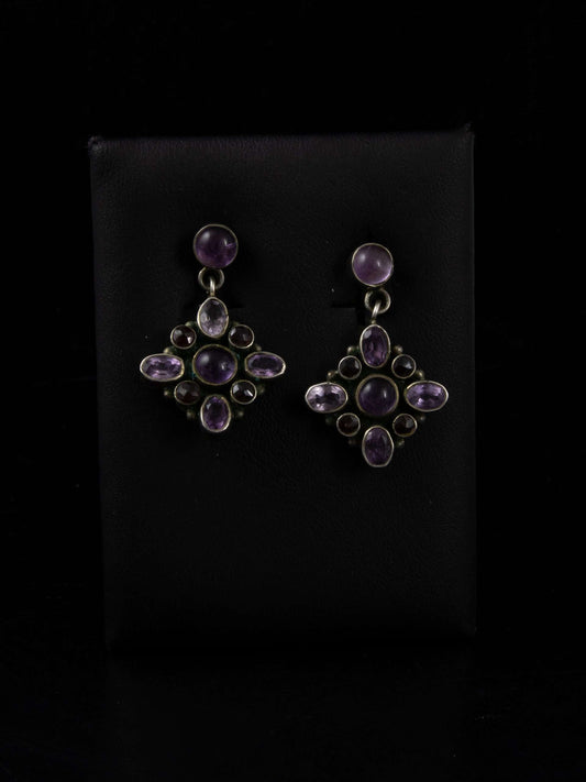 Pendientes con piedras lilas