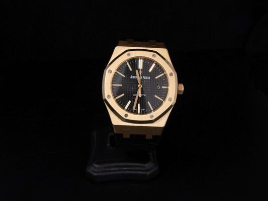 Audemars Piguet Royal Oak automático en oro rosa. Caja y documentación.