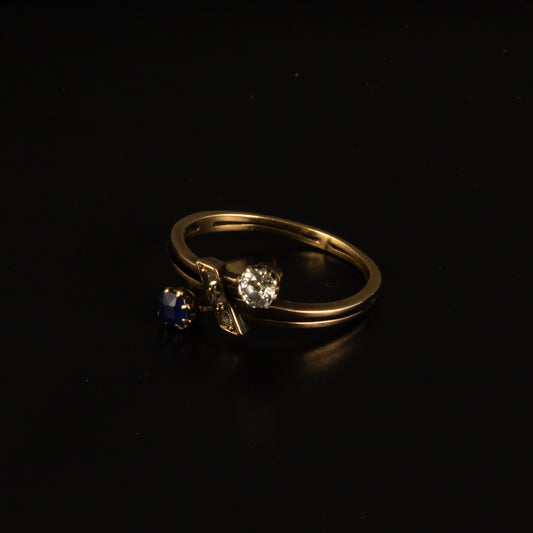 Anillo años 30, zafiro y diamante.