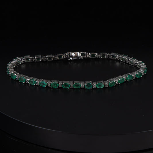 Riviere con esmeraldas y diamantes.