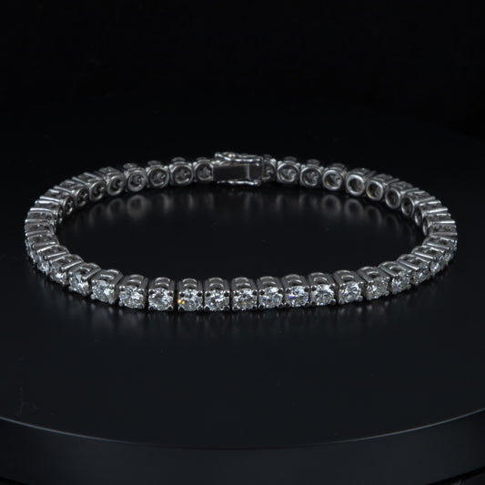 Riviere de oro blanco y diamantes 0,18 x 42 con un total de 7,56 qts.