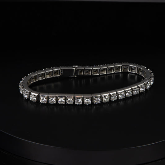 Riviere oro blanco y diamantes 0,12 x 43 con un total de 6 qts.