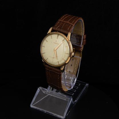 Reloj Omega, en oro amarillo de cuerda, 34 mm.