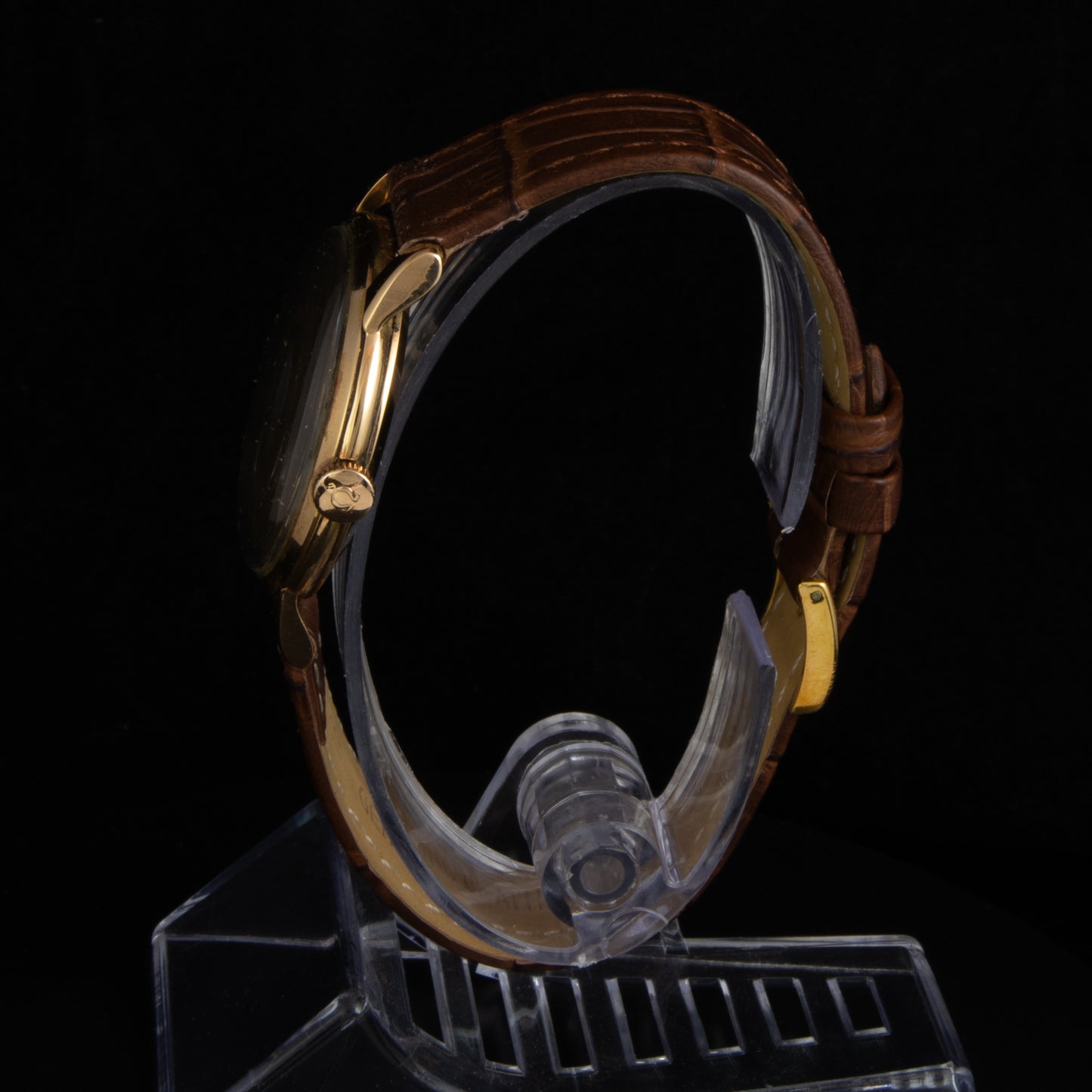 Reloj Omega, en oro amarillo de cuerda, 34 mm.