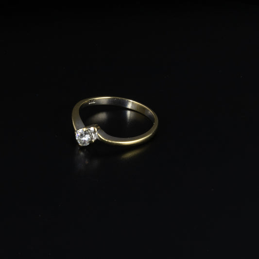 Solitario oro blanco  brillante 0.19 qts