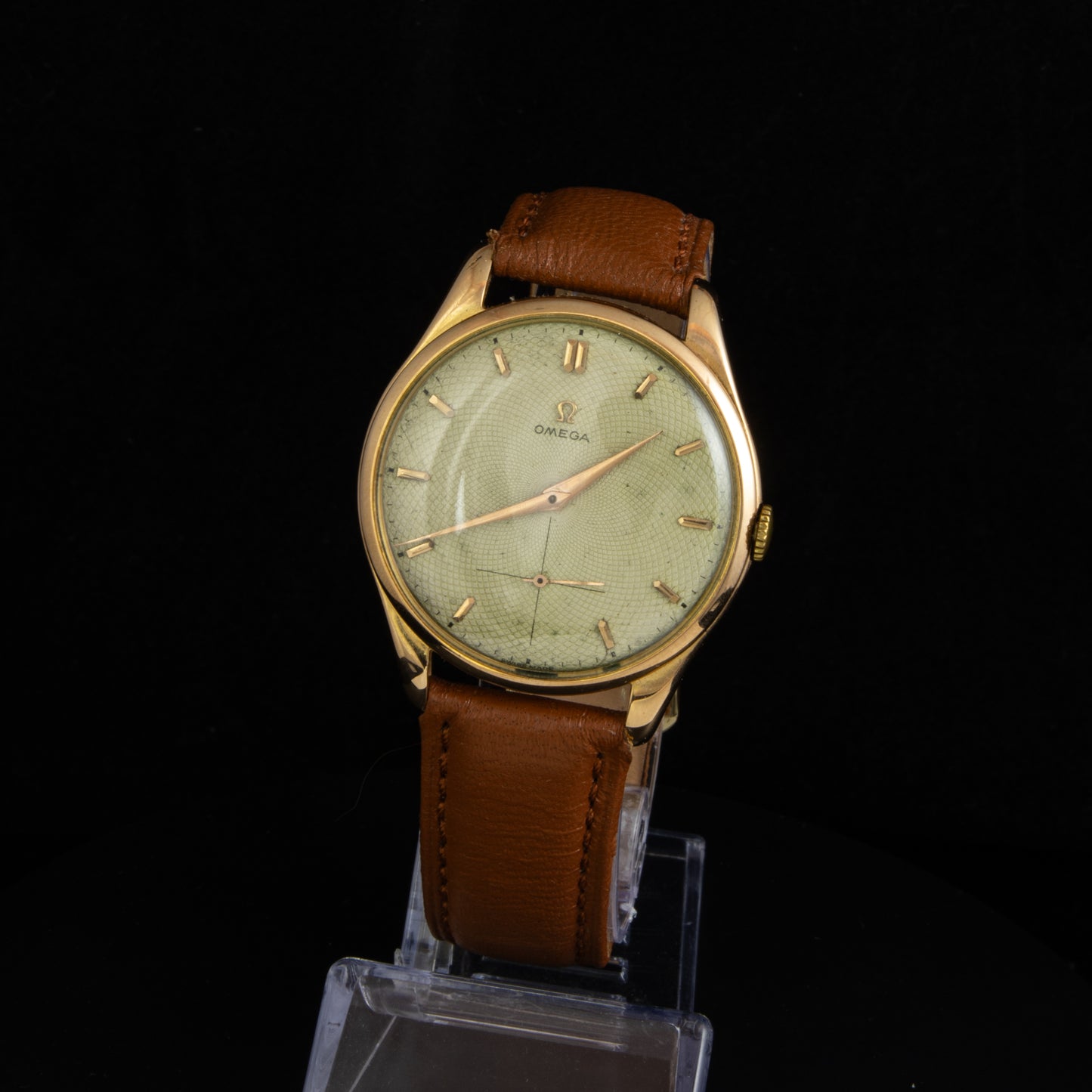 Reloj Omega, en oro amarillo de cuerda, 38 mm.