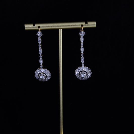 Pendientes oro amarillo, platino y diamantes.