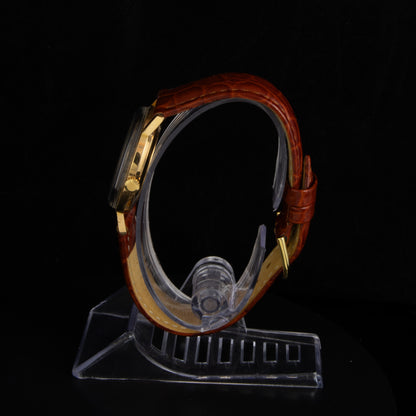 Reloj Omega, en oro amarillo de cuerda, 32 mm.