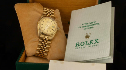 Rolex Oyster Perpetual Datejust Automático en oro, calibre 1601, 36mm del año 1973. Caja y documentación.